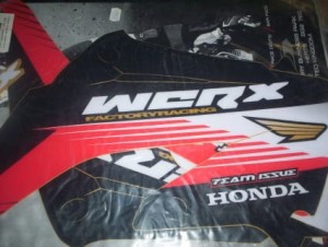 NAKLEJKA NA ZBIORNIK WERX CR125/250 02-05
