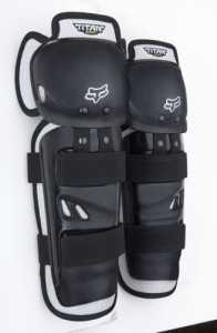 KNEE GUARDS FOX TITAN SPORT black/silver